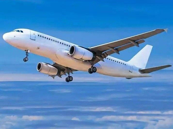 安時達卡塔爾貨代，卡塔爾頭頂上的黑圈圈是啥？