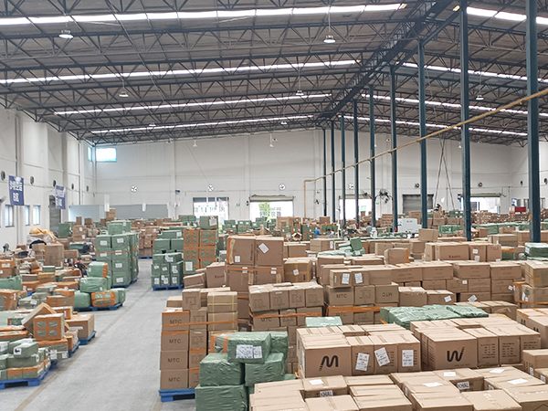 安時(shí)達(dá)-沙特專線11月爆倉現(xiàn)場