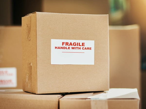 安時達中東專線，易碎品運往中東有什么入倉要求？