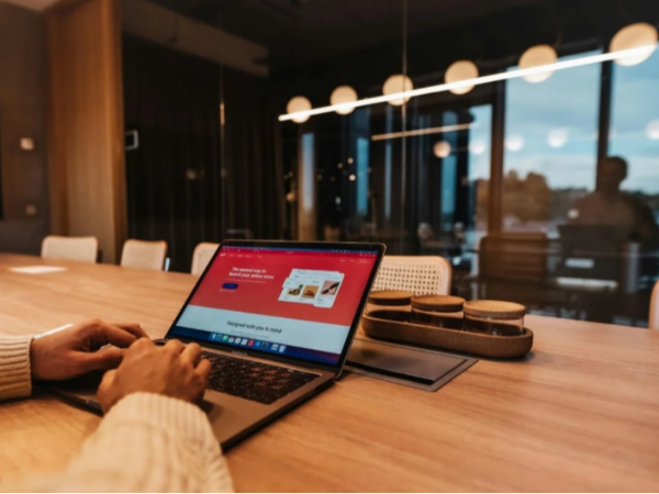 中東門窗市場(chǎng)